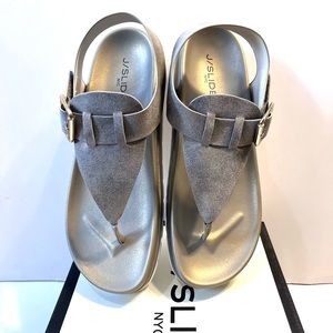 J.SLIDES BEATTY Bronze Luxe T-Strap Platform Sandal 9M